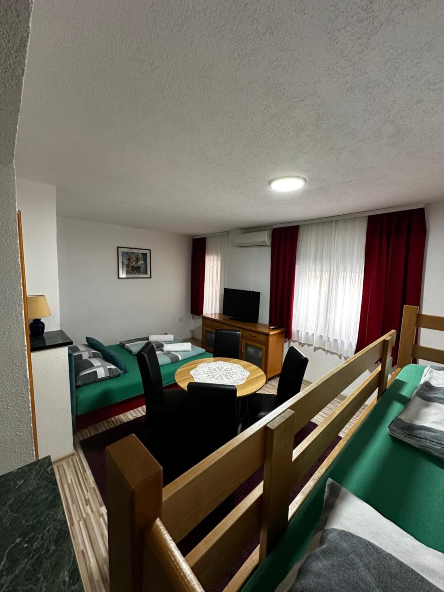 Guest House Nana Mostar Exterior foto
