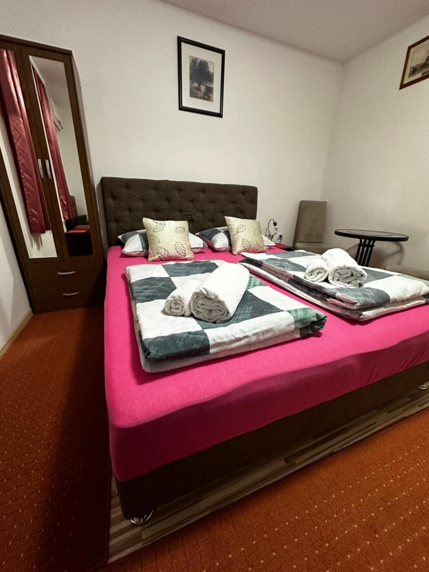 Guest House Nana Mostar Exterior foto