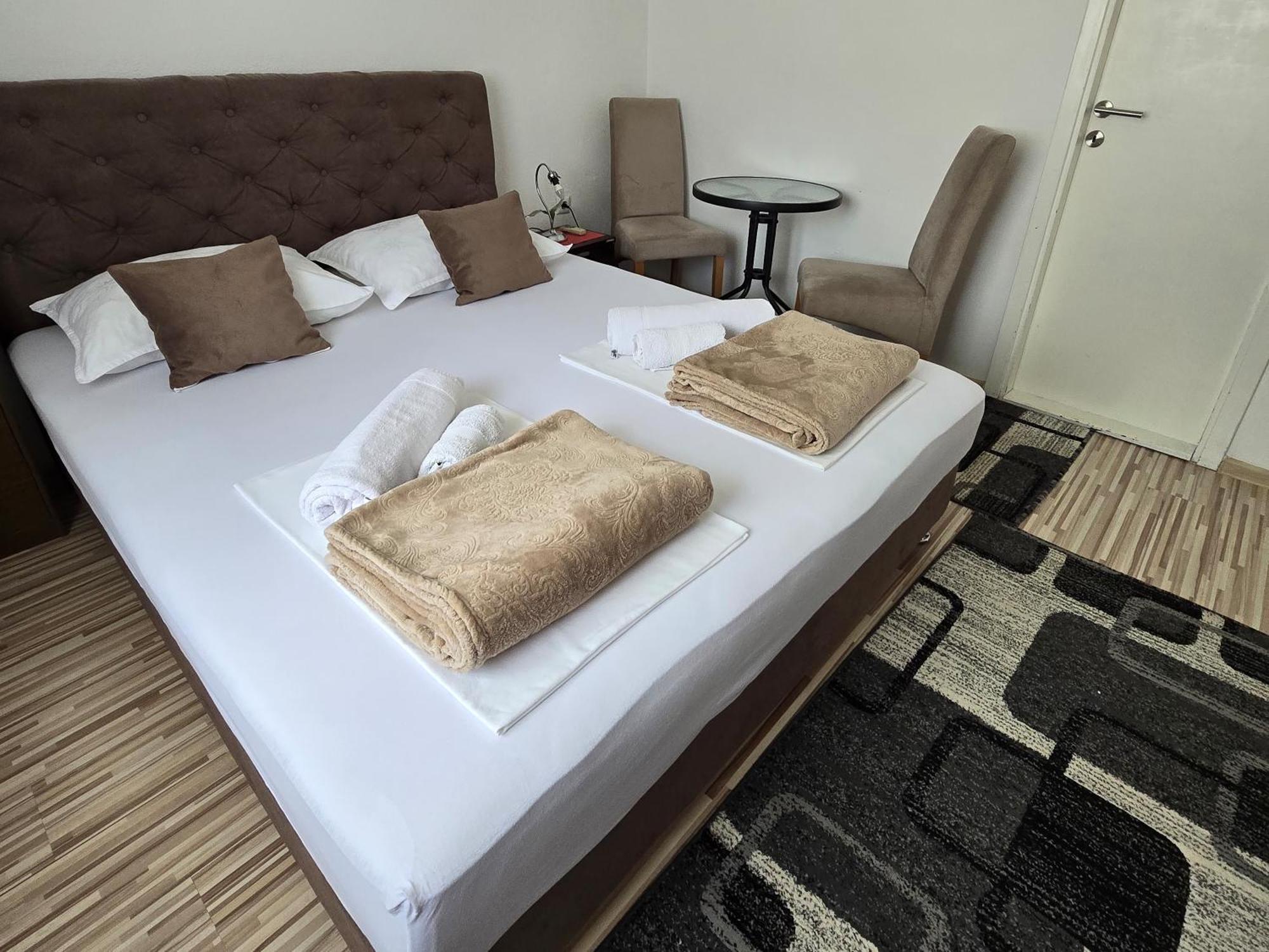 Guest House Nana Mostar Exterior foto