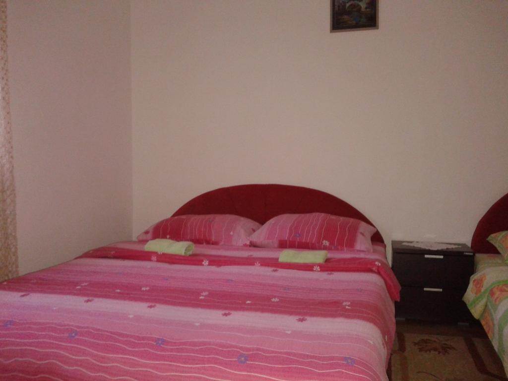 Guest House Nana Mostar Quarto foto